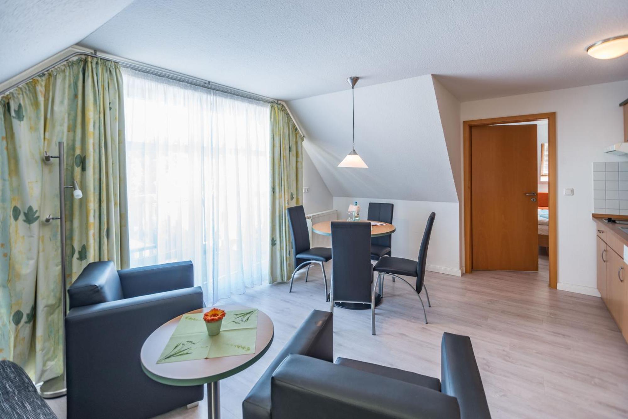Am Weststrand Apartmenthaus Waldeck Ostseebad Kühlungsborn Eksteriør billede