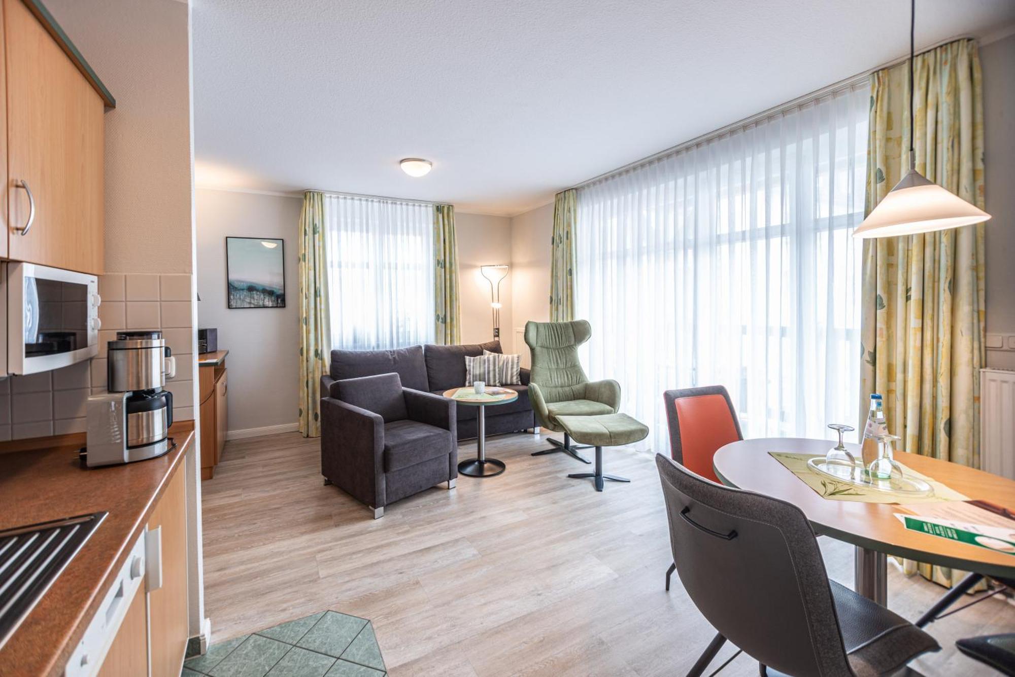 Am Weststrand Apartmenthaus Waldeck Ostseebad Kühlungsborn Eksteriør billede