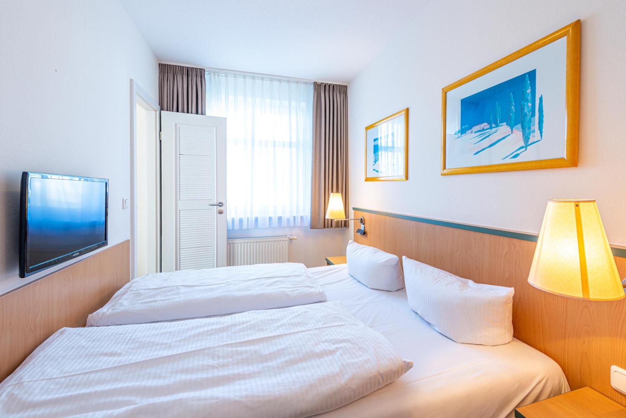 Am Weststrand Apartmenthaus Waldeck Ostseebad Kühlungsborn Eksteriør billede