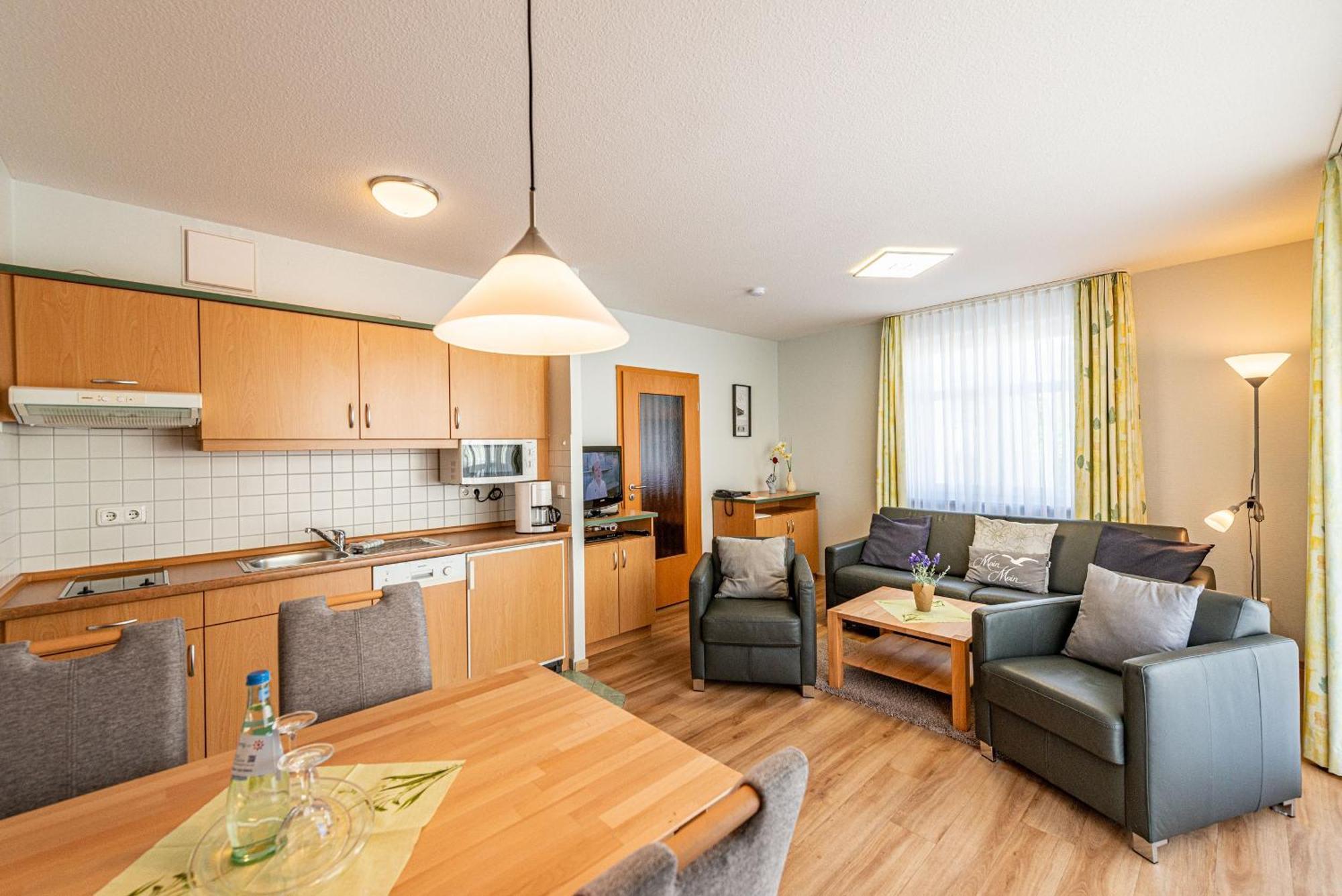 Am Weststrand Apartmenthaus Waldeck Ostseebad Kühlungsborn Eksteriør billede