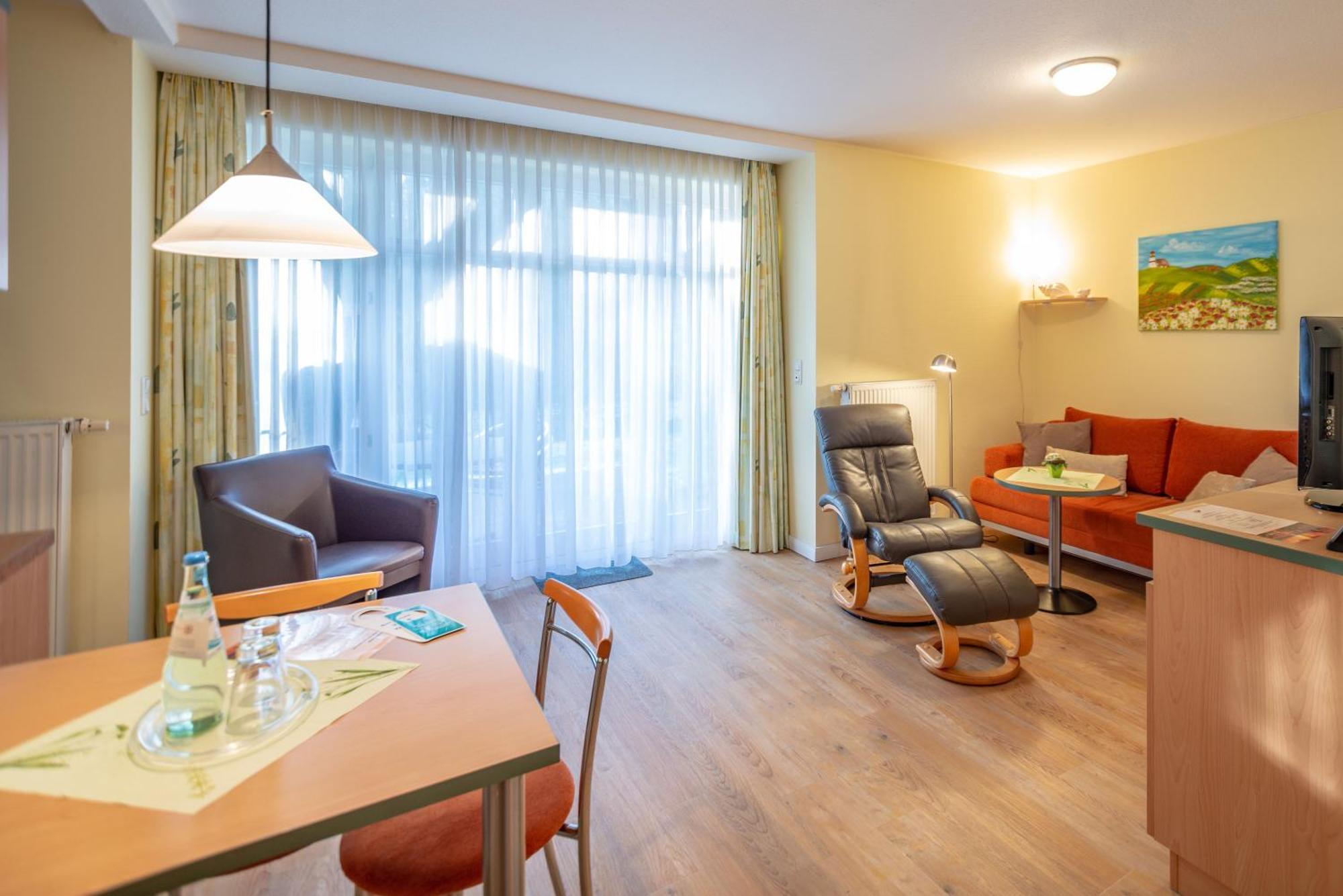 Am Weststrand Apartmenthaus Waldeck Ostseebad Kühlungsborn Eksteriør billede