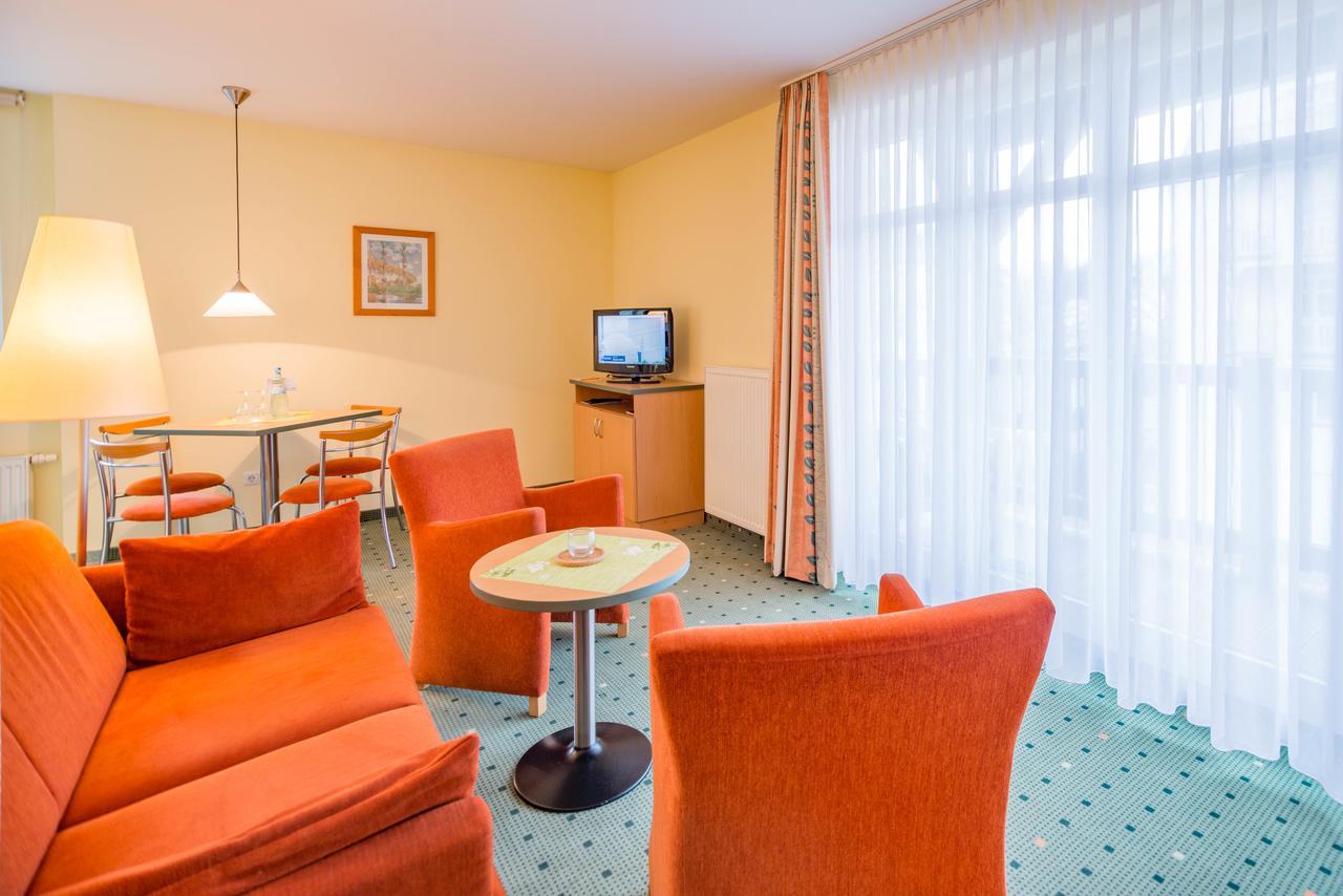 Am Weststrand Apartmenthaus Waldeck Ostseebad Kühlungsborn Eksteriør billede